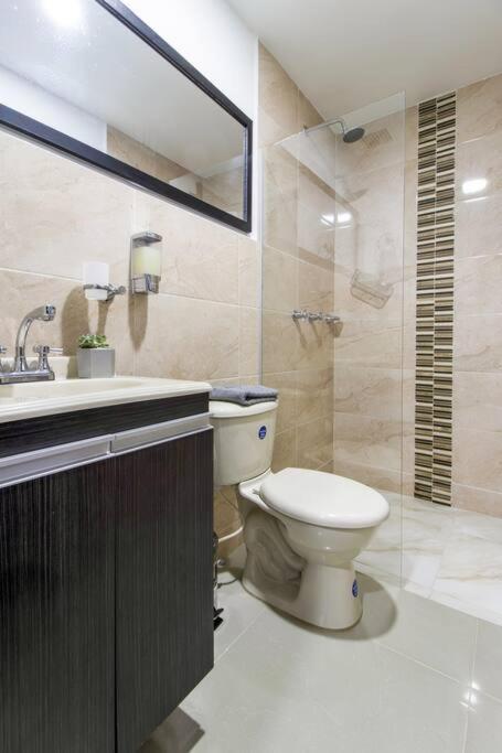 Amplio Apartamento En Calasanz - Estadio Medellin Bagian luar foto