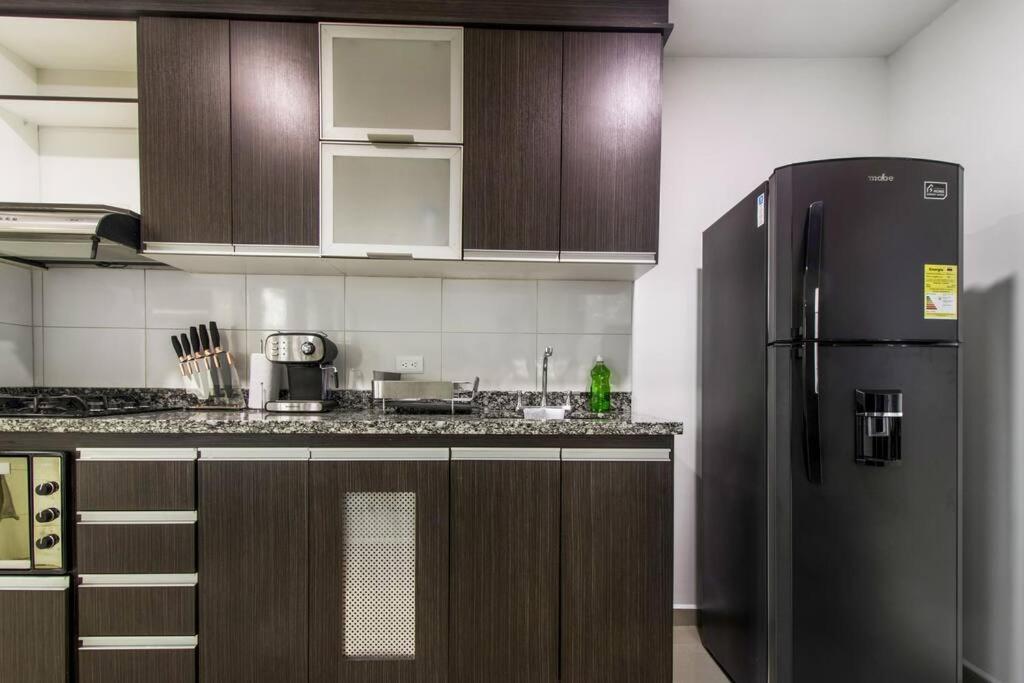 Amplio Apartamento En Calasanz - Estadio Medellin Bagian luar foto